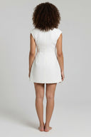 Blanc — back