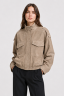 Veste Sainta