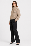 Veste Sainta