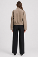 Veste Sainta