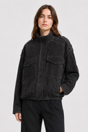 Veste Sainta