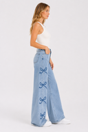 Jean Wide Léa