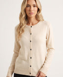 Cardigan femme col rond boutonné en maille in Crème front