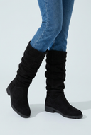 Black bottes hautes souples effet daim closeup