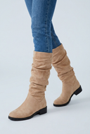 Apricot bottes hautes souples effet daim closeup