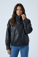 Black bomber oversize effet cuir double col closeup