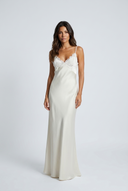 Ivory robe longue satin nuisette bordée de dentelle front