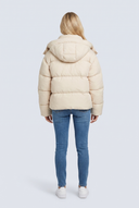 Doudoune oversize beige vue de dos